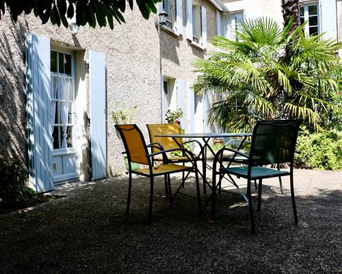 Gite du pont vue côté terrasse
