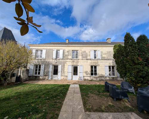 facade gite small