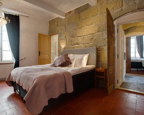 La Madeline room