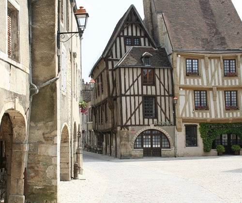 Troyes