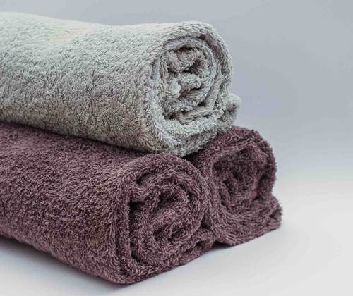 SERVIETTES DE TOILETTE