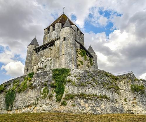Provins