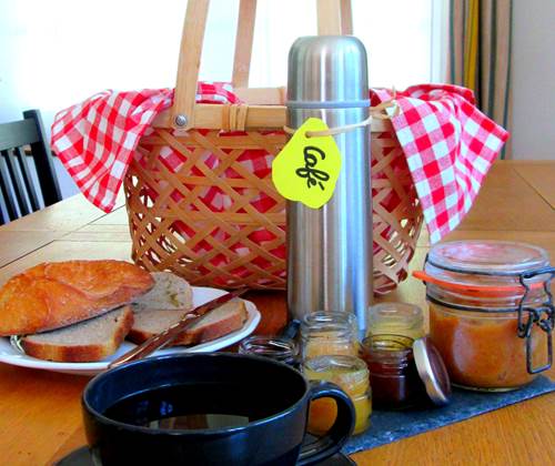 Panier p'tit déj  traditionnel avec café (1)-001