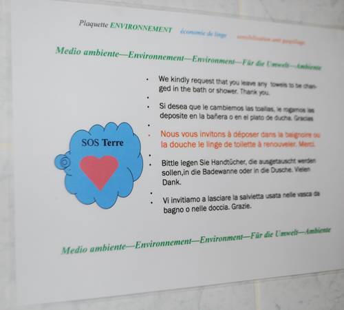 Affiche éco-responsable dans chaque salle d'eau Le Ranch des Lacs-galerie