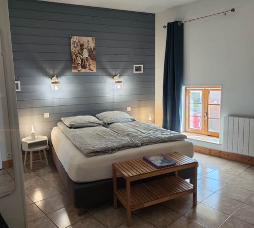 parking-privé-jardin-marre-chats-vacances-été-2025-calme-sérénité--galerie