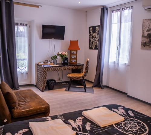 Chambre 1 Vue du lit-galerie