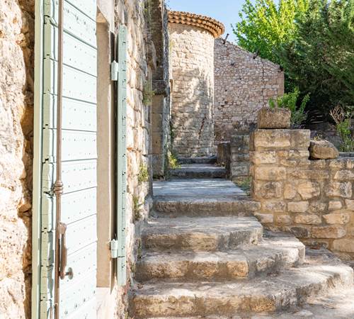 Entrée du prieuré-galerie