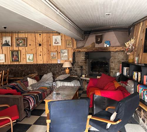 feu jeux de carte cheminée Formigueres-galerie