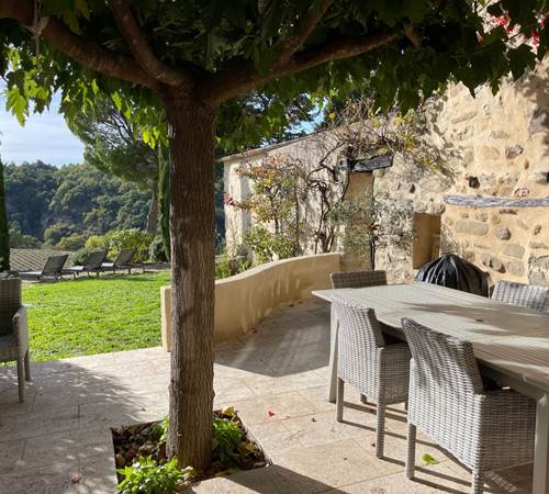 La terrasse privative du gîte-galerie