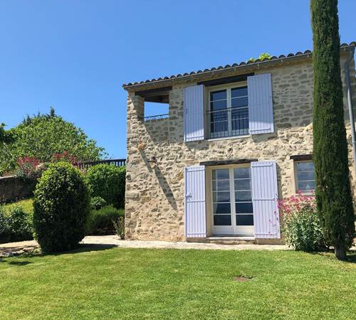 Le jardin privatif du gîte-galerie