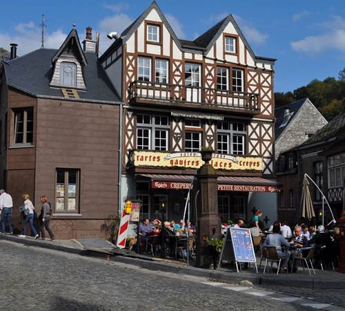 Ville touristique se conjugue avec ville commerçante