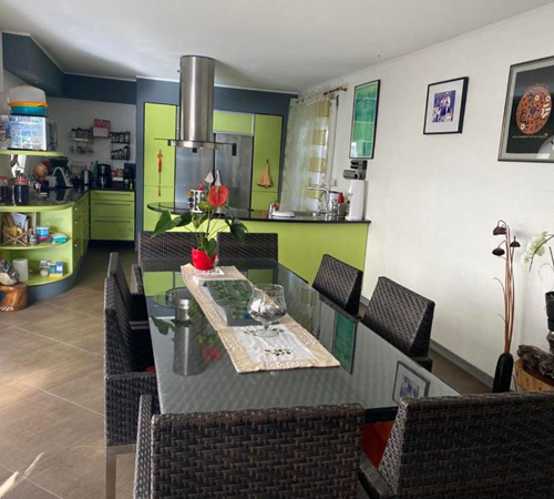 Grande salle a manger 
