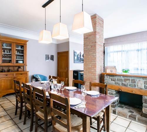 Vue d'ensemble salle de séjour-galerie