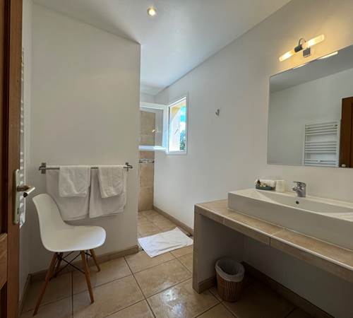 Salle de bain Chambre calcatoggio-galerie