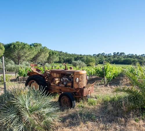 VIEUX TRACTEUR