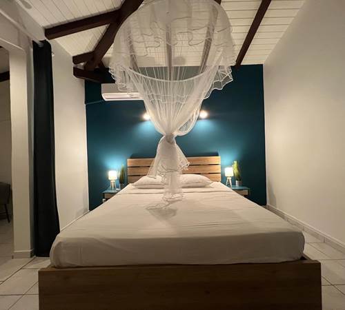 78648904-4A98-4B18-BECC-E0045EA41C6B-galerie