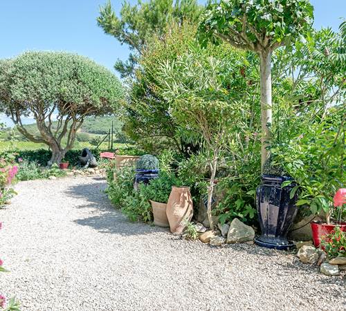 Le Mas Mellou : Le Jardin-galerie