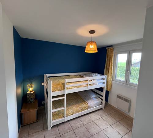 Chambre avec lit 90/190