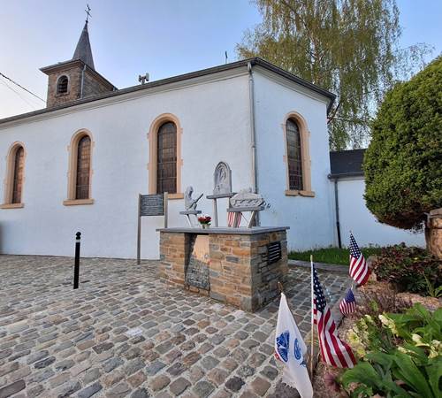 La chapelle Sainte Barbe, en face du gîte.-photo-page