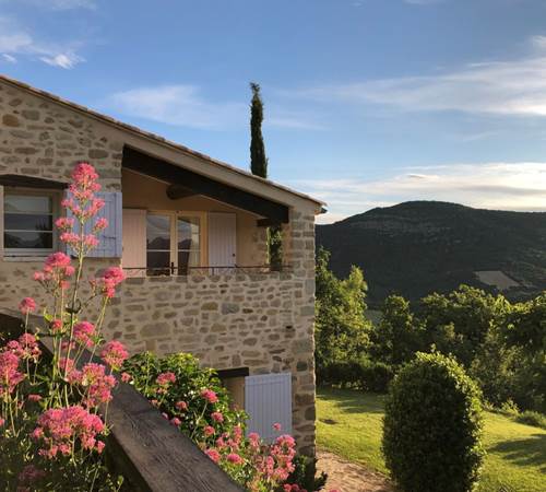 L'extérieur du gîte-galerie