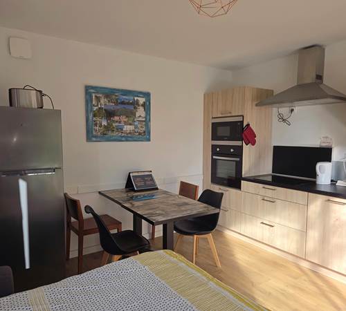 Une cuisine bien équipée avec tout le nécessaire pour 5 personnes-galerie