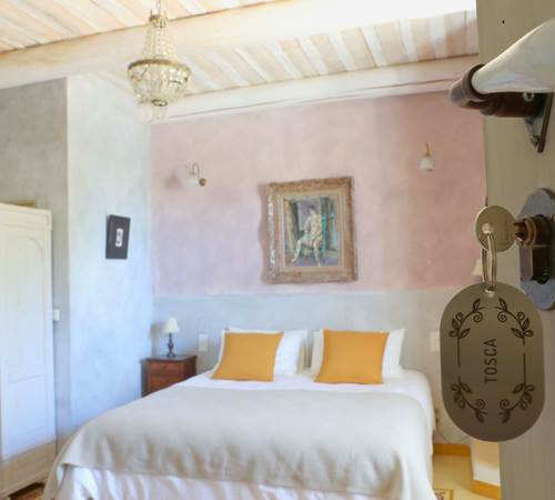 Tosca escapade romantique en Provence-galerie