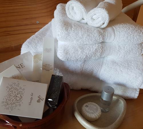 Produits d'accueil en chambre au Ranch des Lacs-galerie