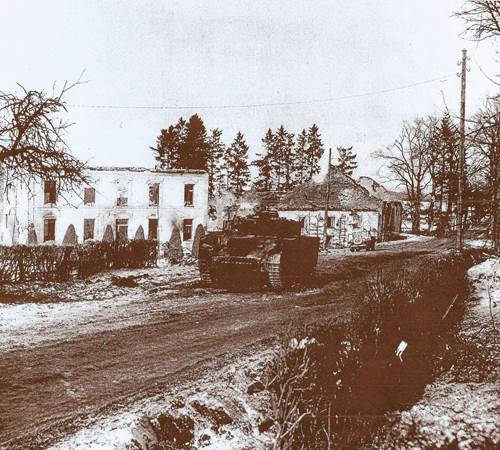 Sherman (Amerikaanse tank) ontmanteld voor de gîte-photo-page