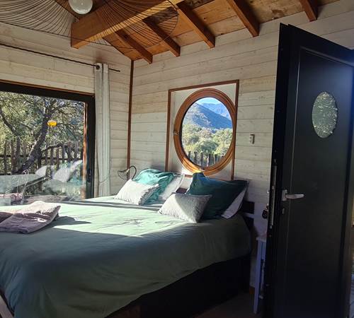 Vue montagne depuis la chambre-galerie