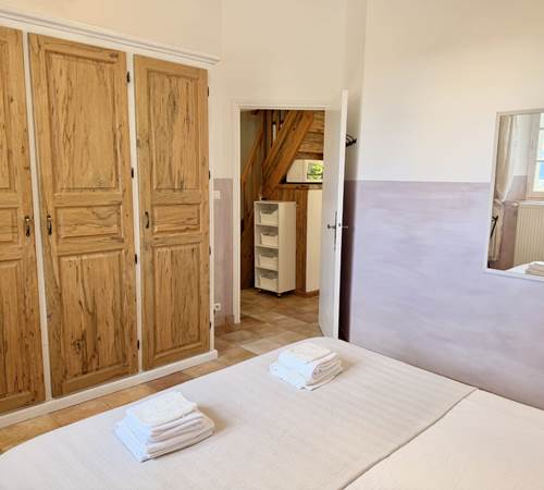 La chambre double au rez-de-chaussée-galerie