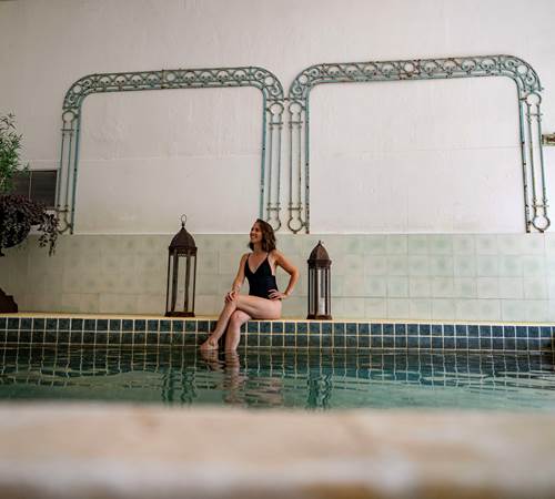 Piscine intérieure chauffée-photo-page