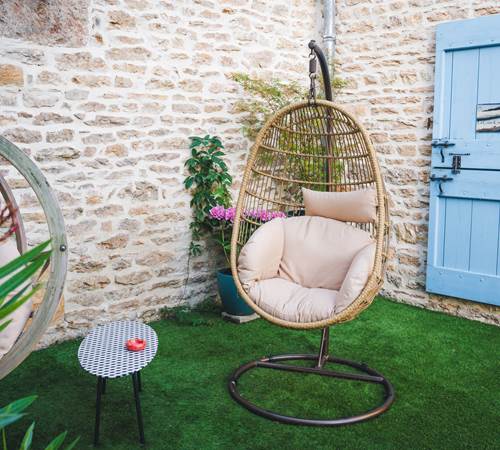 Maison-Vitis-Les-Jardins-de-Cormatin-Terrasse