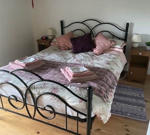 Double bedroom in Water Lilies-galerie