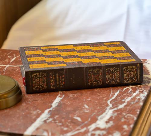 La chambre Rene´ - de´tail-galerie