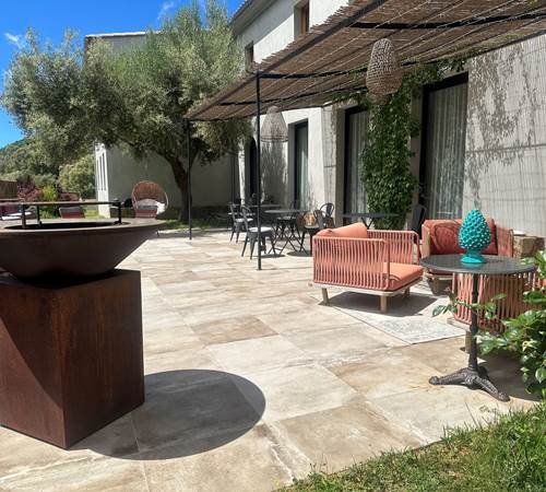 sur la terrasse-galerie