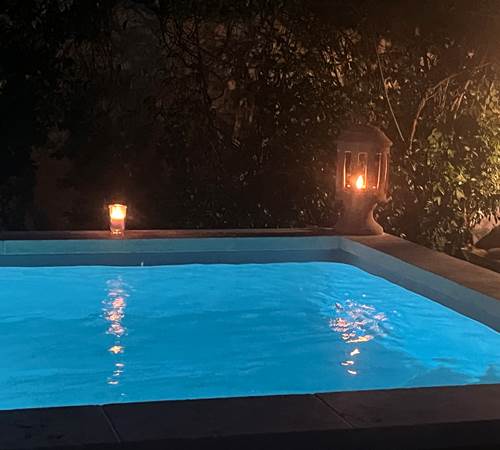 Profitez des soirées tardives au bord de notre piscine en Provence-galerie