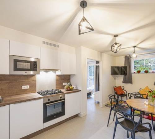 keuken-eetkamer-kinderen-ecolodge-galerie