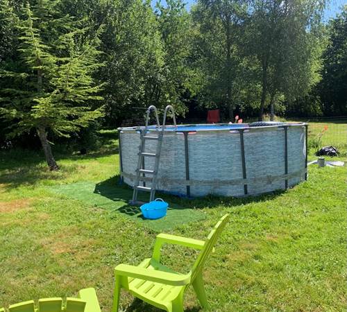 pool situated in the sun-galerie