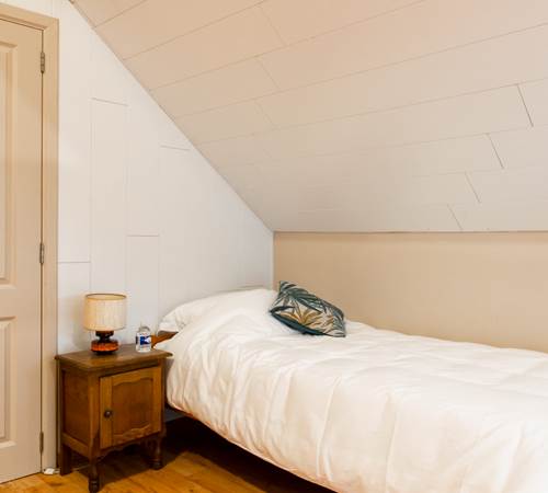 Lit simple chambre n°4 - 2ème étage-galerie