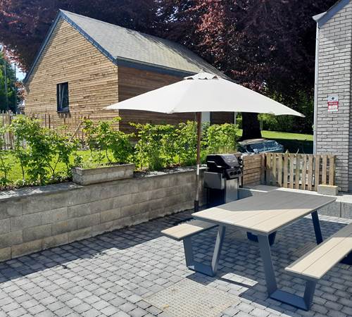 La terrasse extérieure avec BBQ au gaz-galerie