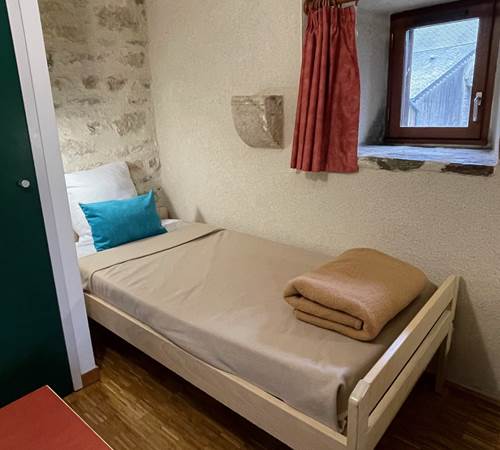 Chambre 1 à 2 personnes-Hostel Le Ty Bihui Bretagne Morbihan-photo-page