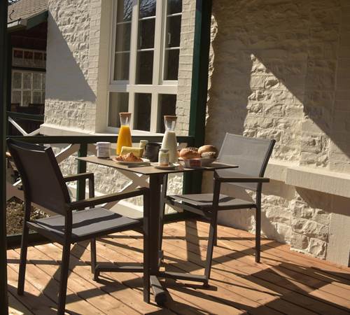 Ontbijt-terras-ecolodge-galerie