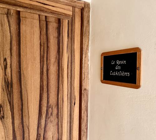 Entrée de la chambre-galerie