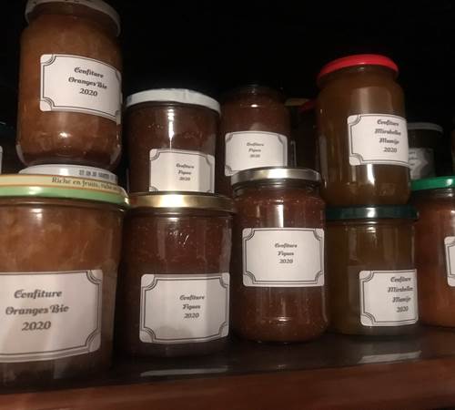 Le Mas Mellou : Confitures maison-galerie