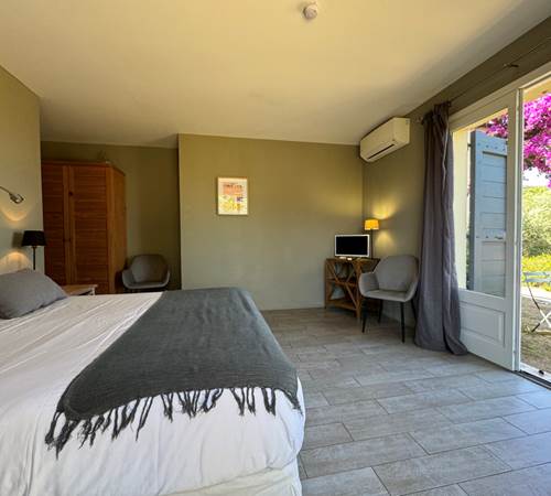 Chambre Cargese 2024-galerie