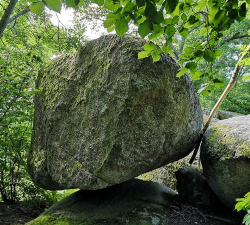 Promenade à la Roche Branlante-galerie