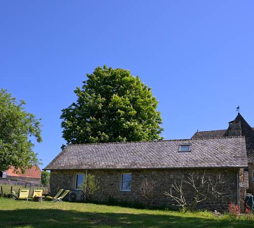 le gite La Bergerie vue du Jardin-galerie