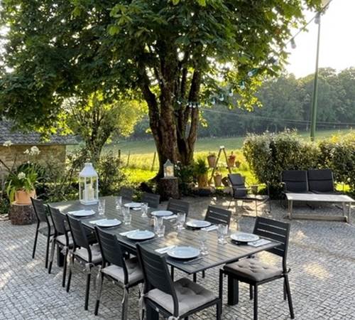 Domaine du Vidal - La table d'hotes en terrasse-galerie