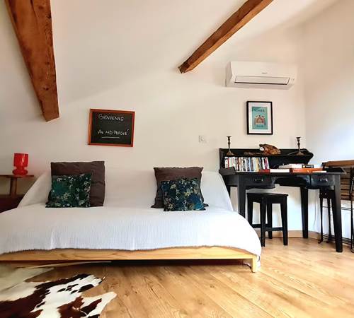 Sous les toits - salon-galerie