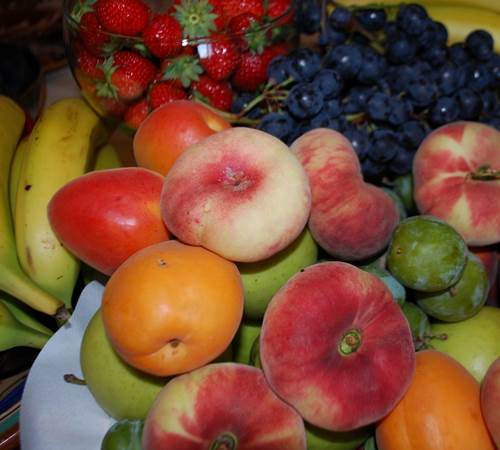 fruits de saison au petit déjeuner gourmand/brunch du Ranch des Lacs Hôtel 87120-photo-page